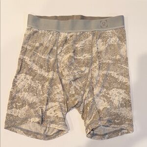 lululemon athletica Men's All in Motion 6” S